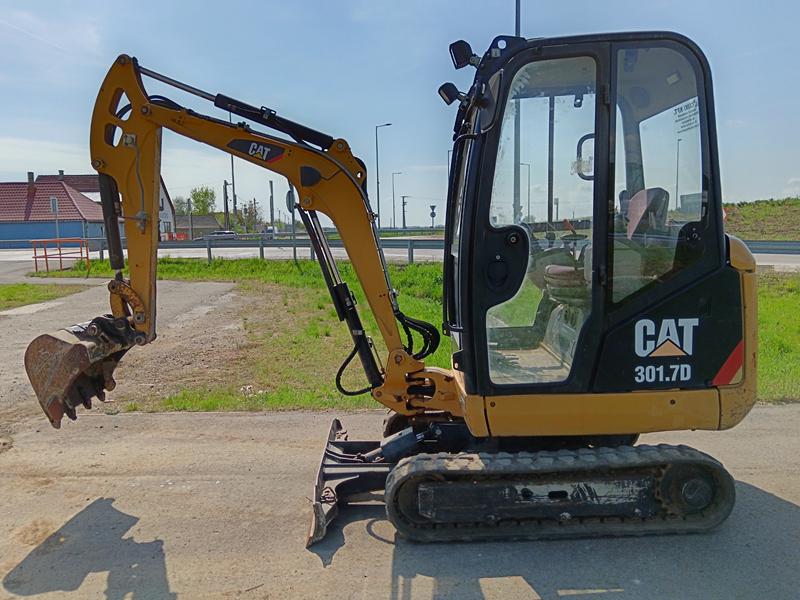 CAT 301.7D - Image 3