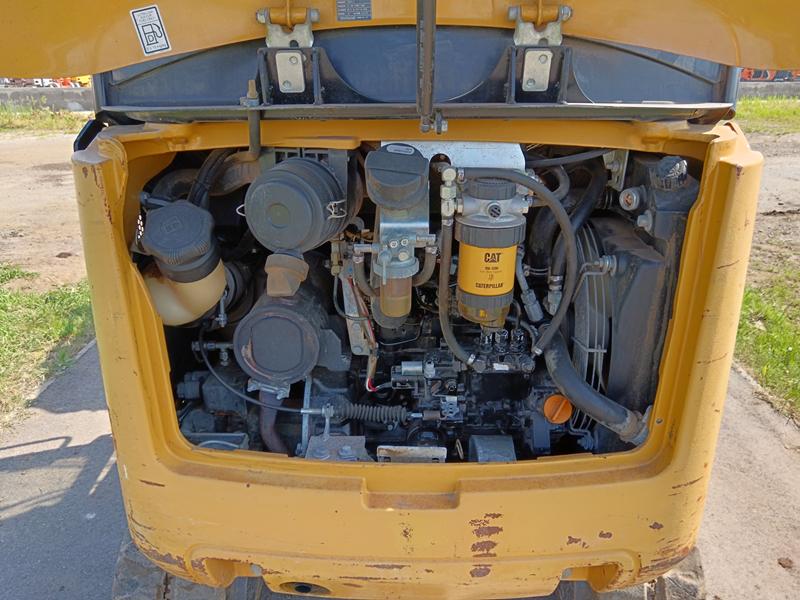 CAT 301.7D - Image 7