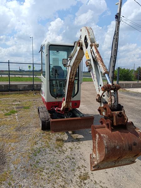 Takeuchi TB216 - Image 2