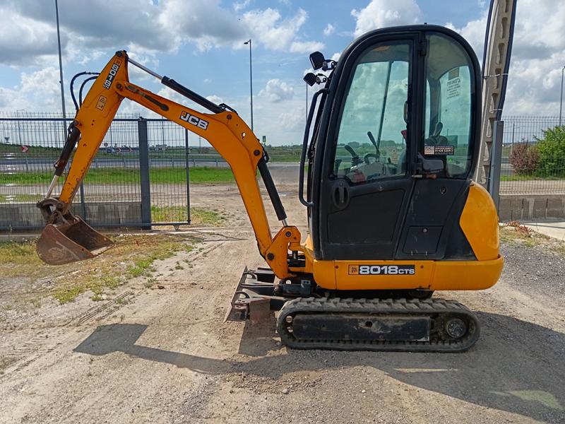 JCB 8018 - Image 2