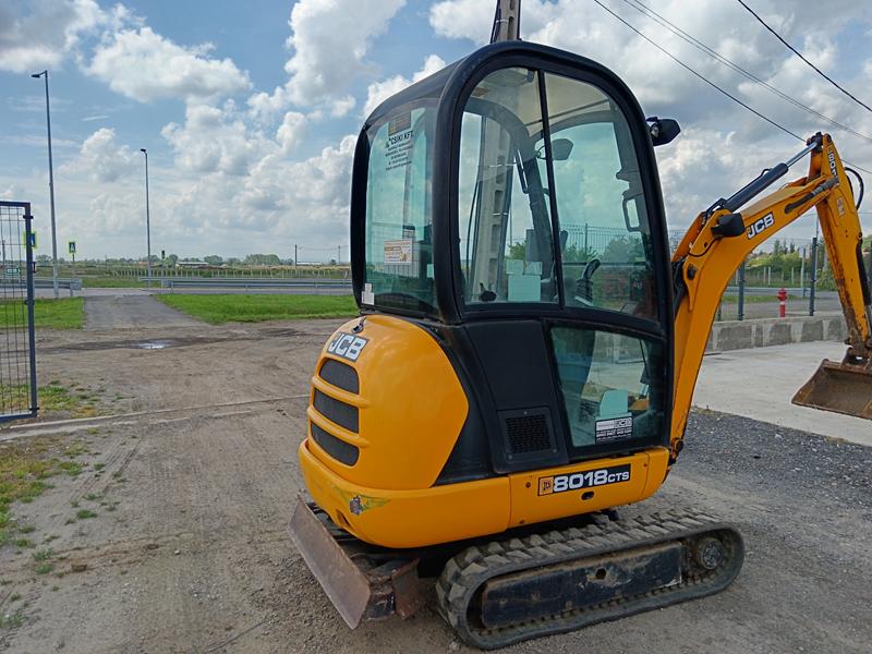 JCB 8018 - Image 5