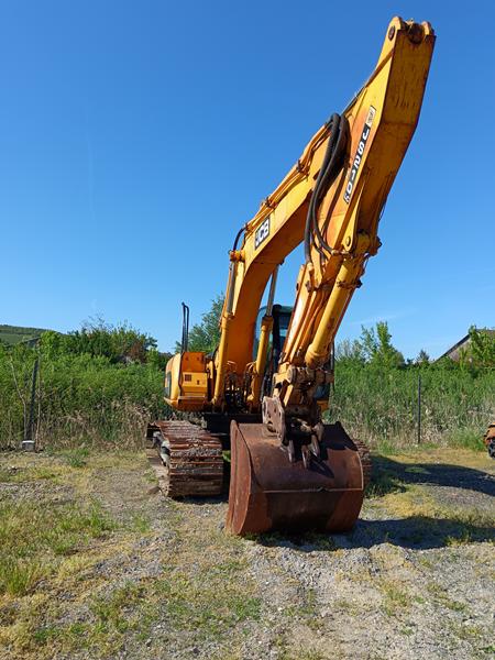 JCB 210LC - Image 2