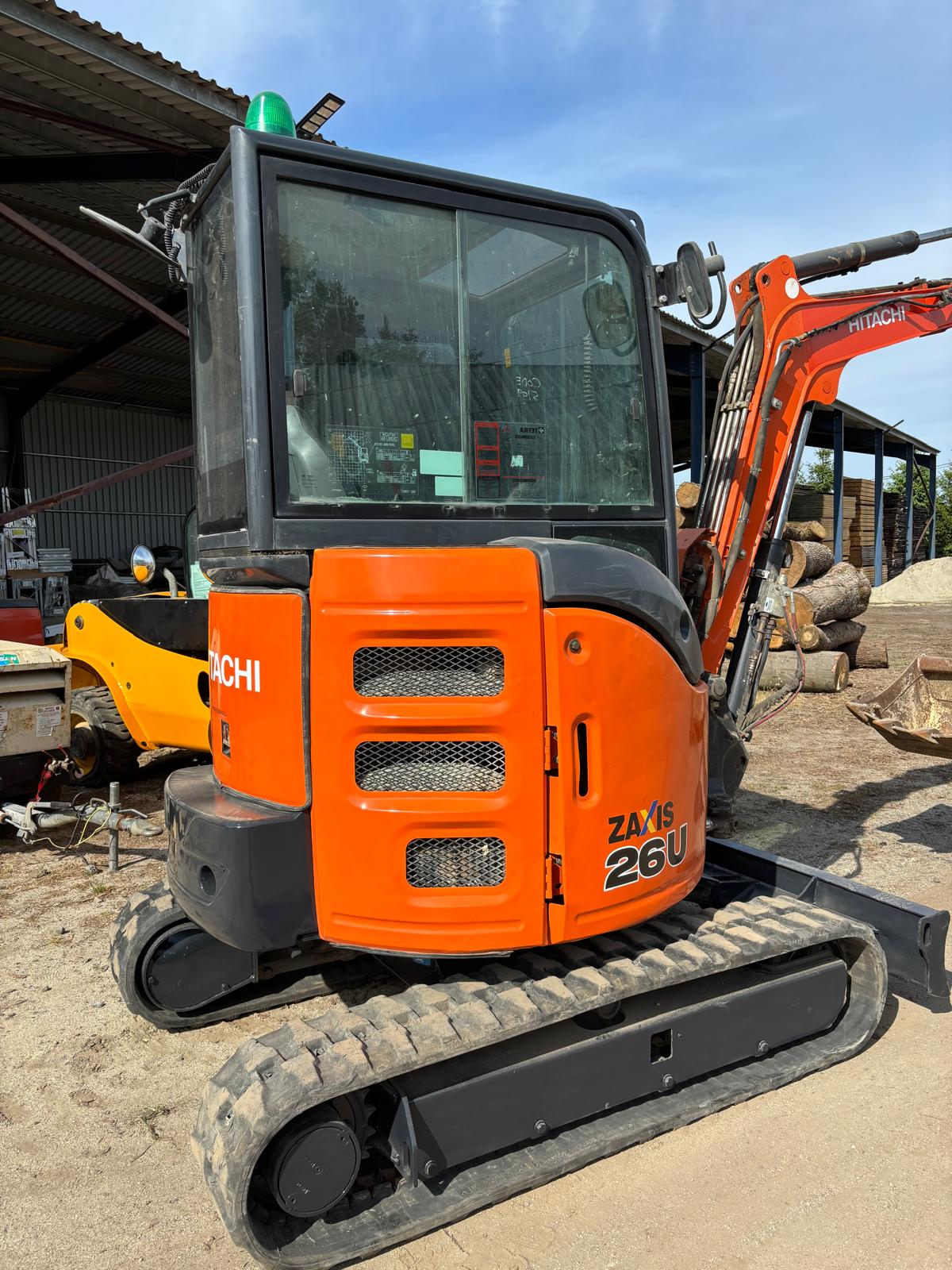 Hitachi 26U - Image 4