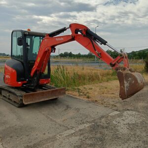 Kubota U27-4