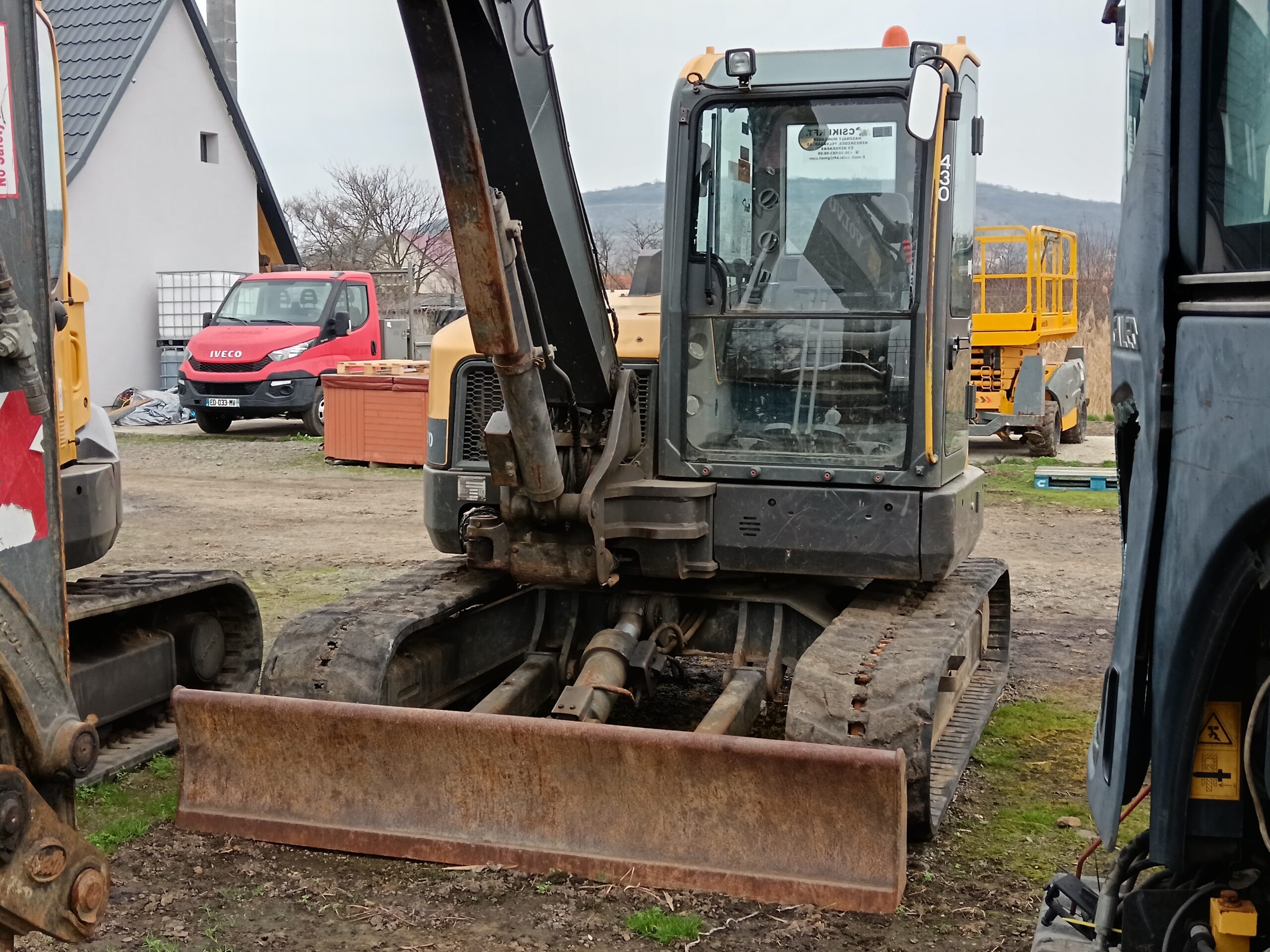 Volvo ECR88D - Image 4